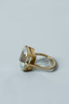 gold_aquamarine_ring4_2000x3000